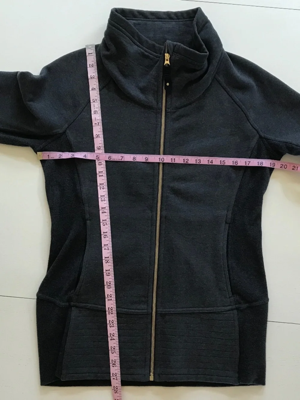 LULULEMON RADIANT II JACKET  FULL ZIP FUNNEL NECK HEATHERED BLACK